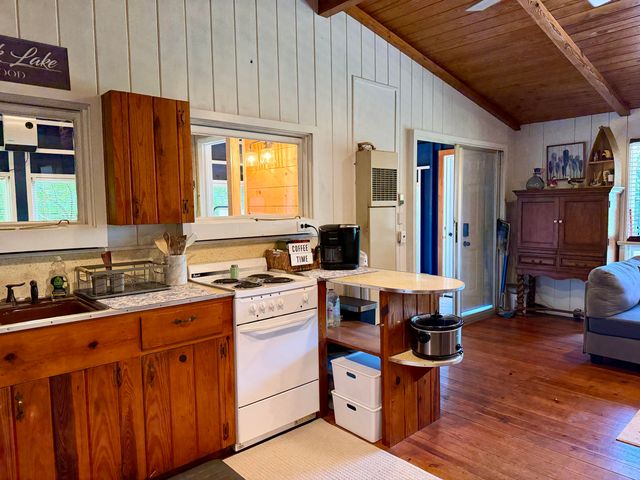 23188 Farm Road 1245, Shell Knob, MO 65747