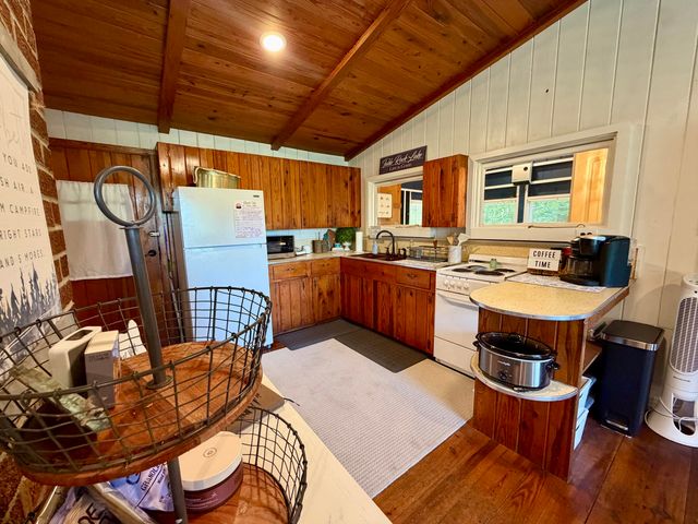 23188 Farm Road 1245, Shell Knob, MO 65747