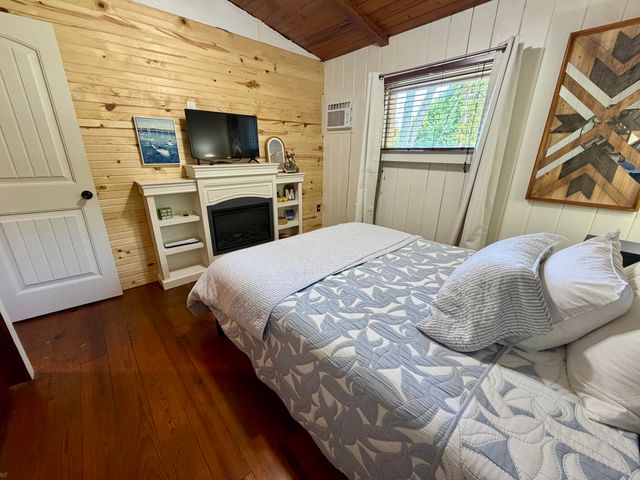 23188 Farm Road 1245, Shell Knob, MO 65747
