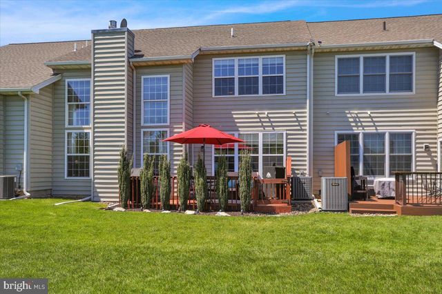 1506 LEXINGTON WAY, Morgantown, PA 19543