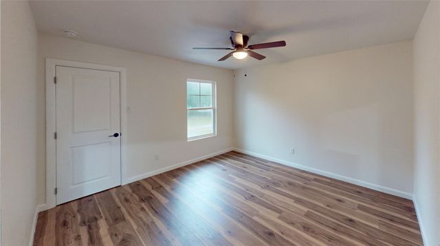 21665 County Road 3749d, Cleveland, TX 77327