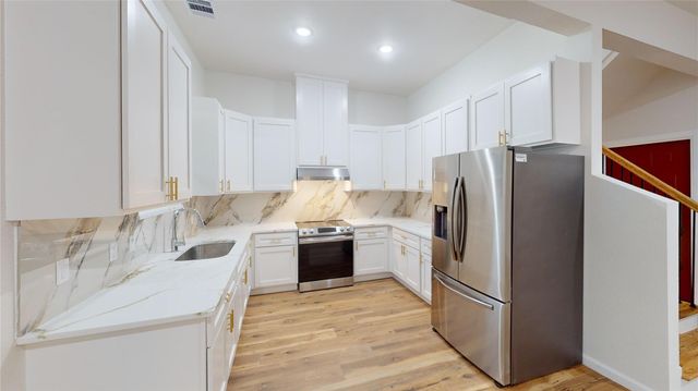 21665 County Road 3749d, Cleveland, TX 77327