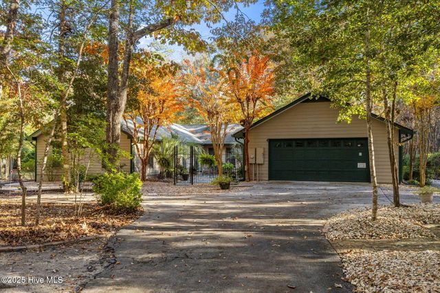 119 White Oak Bluff Road A, Stella, NC 28582