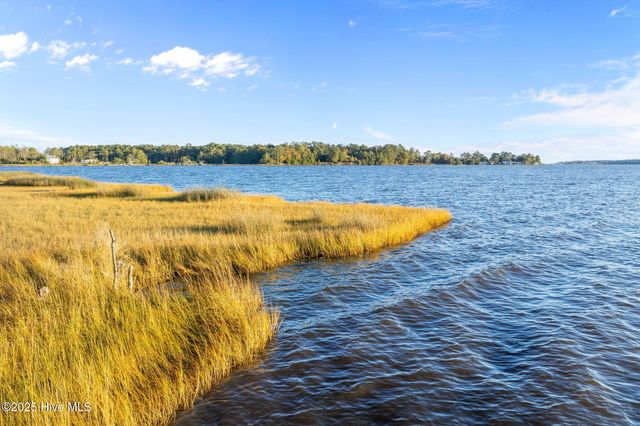 119 White Oak Bluff Road A, Stella, NC 28582