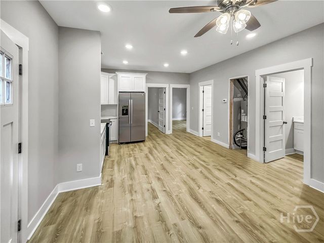 316 W 40th Street E, Savannah, GA 31401