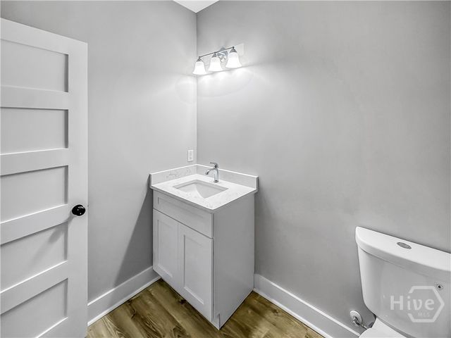 316 W 40th Street E, Savannah, GA 31401
