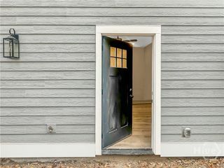 316 W 40th Street E, Savannah, GA 31401