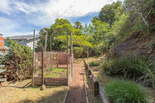 145 Irwin St, San Rafael, CA 94901