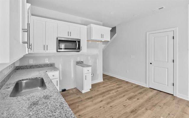 14 Linwood Road, Lexington, NC 27292
