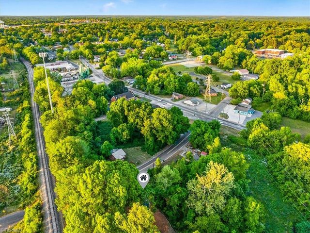 14 Linwood Road, Lexington, NC 27292