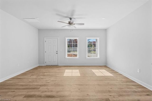 14 Linwood Road, Lexington, NC 27292
