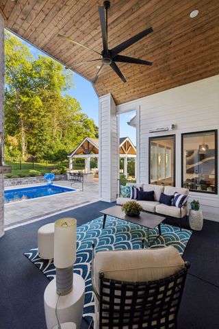 2254 Brakeman, Thompsons Station, TN 37179