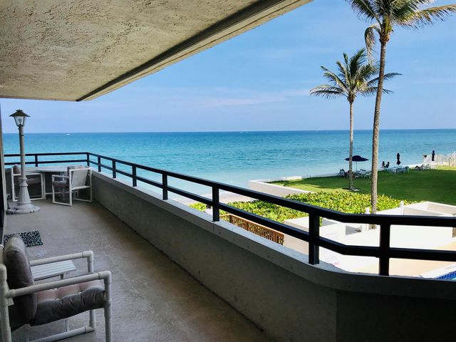 3560 S Ocean Boulevard 301, South Palm Beach, FL 33480