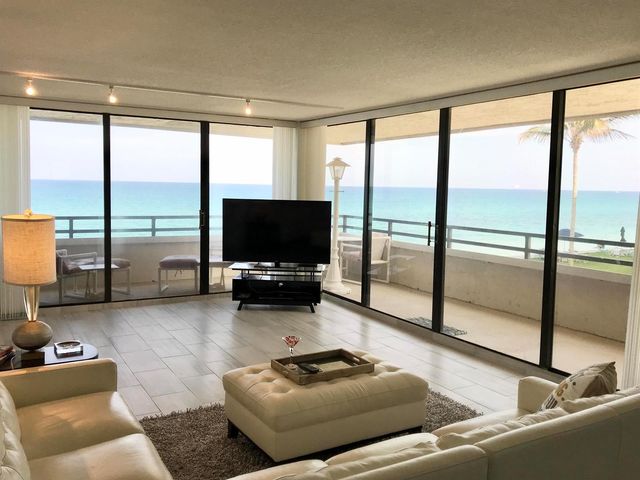 3560 S Ocean Boulevard 301, South Palm Beach, FL 33480