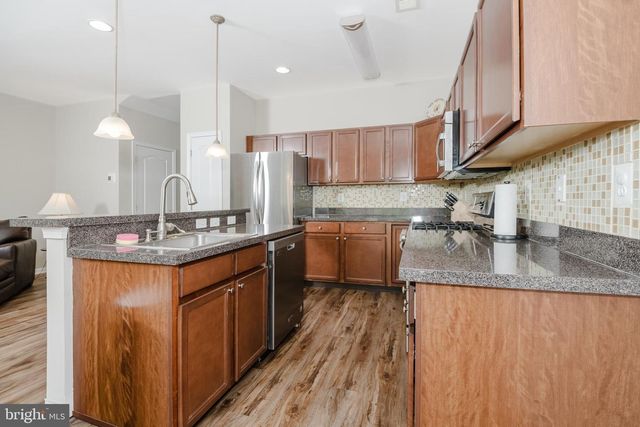 117 OAKRIDGE DR, Mount Royal, NJ 08061