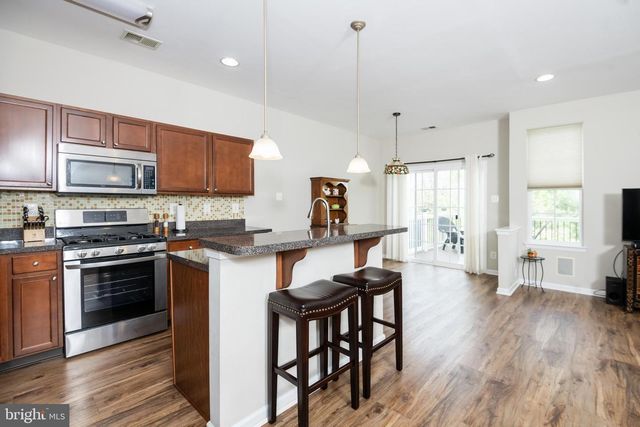 117 OAKRIDGE DR, Mount Royal, NJ 08061