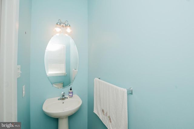 117 OAKRIDGE DR, Mount Royal, NJ 08061