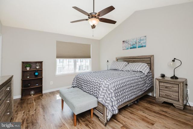 117 OAKRIDGE DR, Mount Royal, NJ 08061