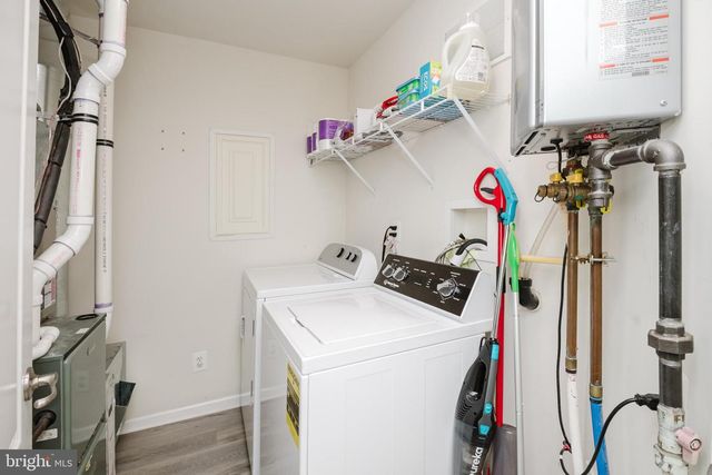 117 OAKRIDGE DR, Mount Royal, NJ 08061