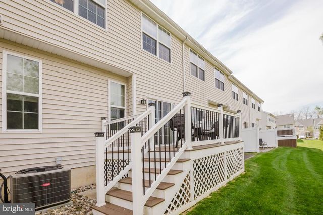 117 OAKRIDGE DR, Mount Royal, NJ 08061