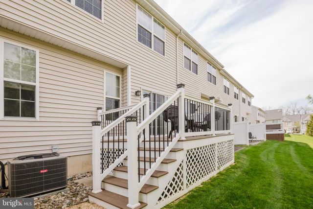 117 OAKRIDGE DR, Mount Royal, NJ 08061