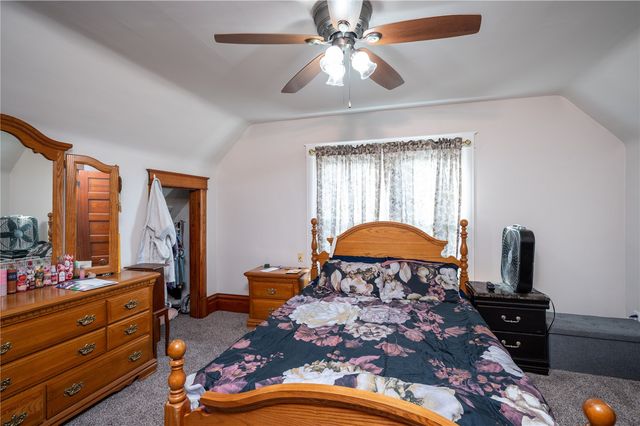 1516 8th Avenue SE, Cedar Rapids, IA 52403