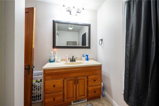 1516 8th Avenue SE, Cedar Rapids, IA 52403