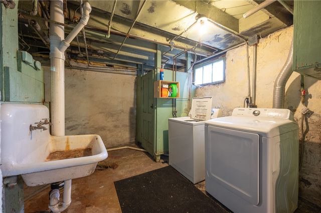 1516 8th Avenue SE, Cedar Rapids, IA 52403