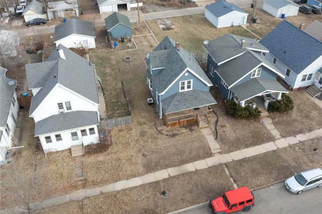 1516 8th Avenue SE, Cedar Rapids, IA 52403