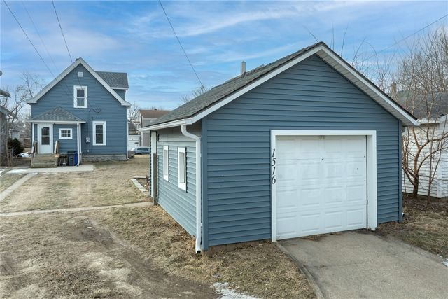 1516 8th Avenue SE, Cedar Rapids, IA 52403