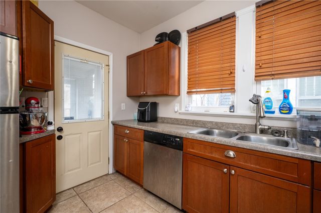 1516 8th Avenue SE, Cedar Rapids, IA 52403