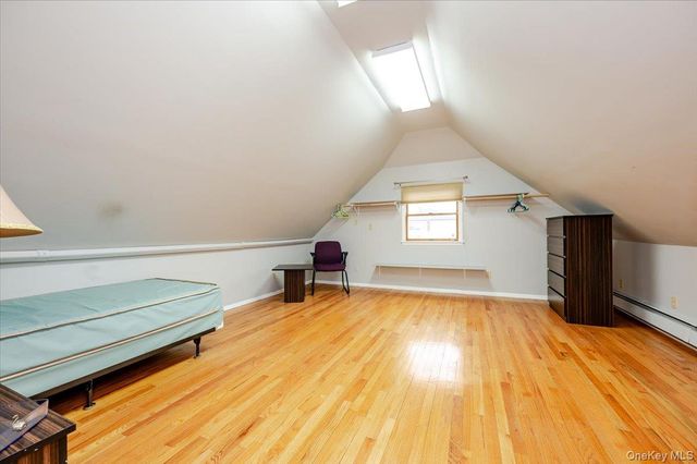 150 Park Avenue, Hicksville, NY 11801