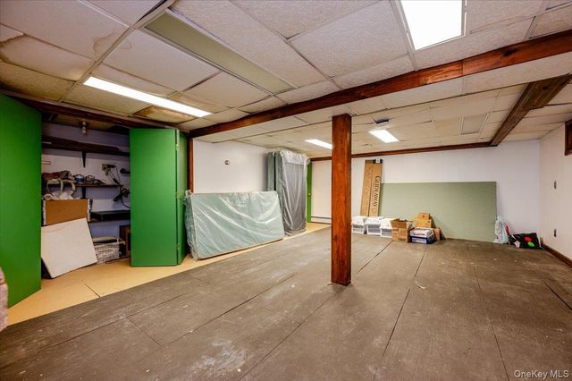 150 Park Avenue, Hicksville, NY 11801