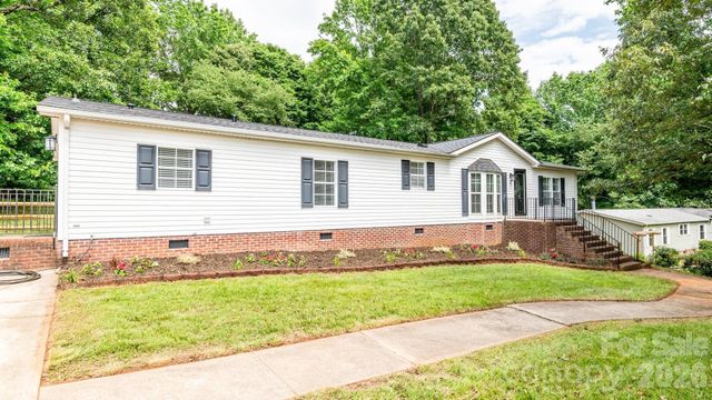 127 Whitewater Lane, Mooresville, NC 28115