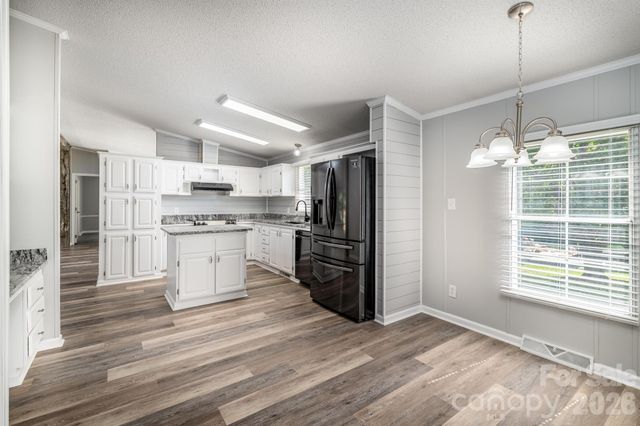 127 Whitewater Lane, Mooresville, NC 28115