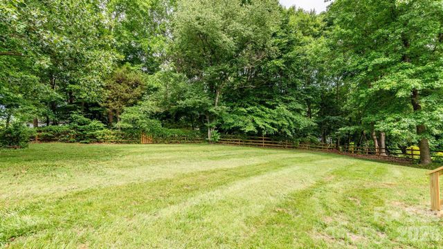 127 Whitewater Lane, Mooresville, NC 28115