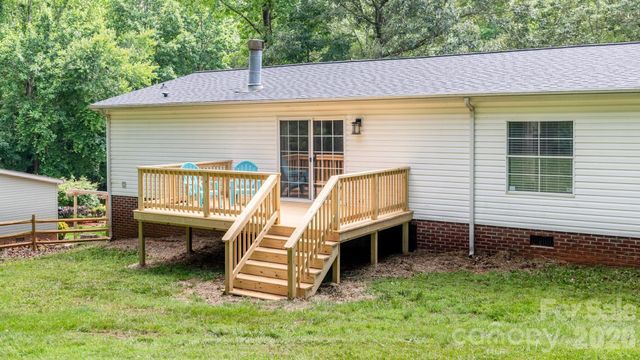 127 Whitewater Lane, Mooresville, NC 28115
