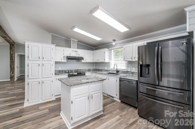 127 Whitewater Lane, Mooresville, NC 28115