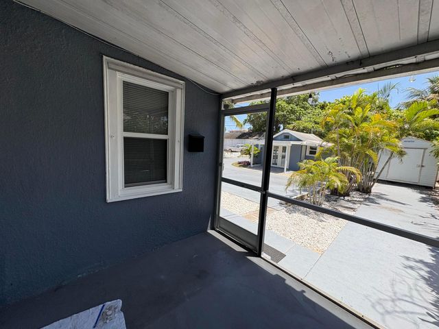 1923 ADAMS Street, Hollywood, FL 33020