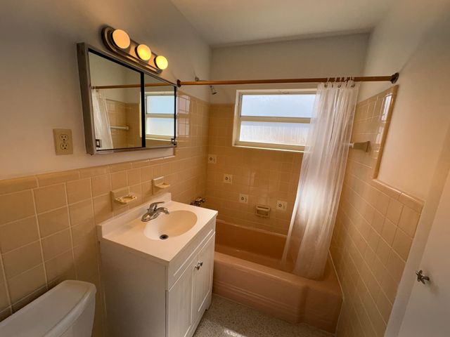 1923 ADAMS Street, Hollywood, FL 33020