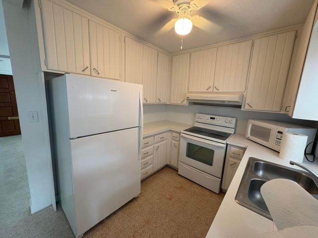 1923 ADAMS Street, Hollywood, FL 33020