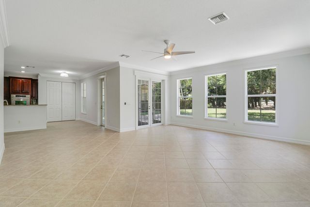 112 Dunmore Drive, Jupiter, FL 33458