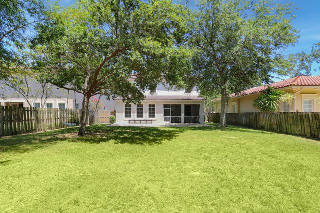 112 Dunmore Drive, Jupiter, FL 33458