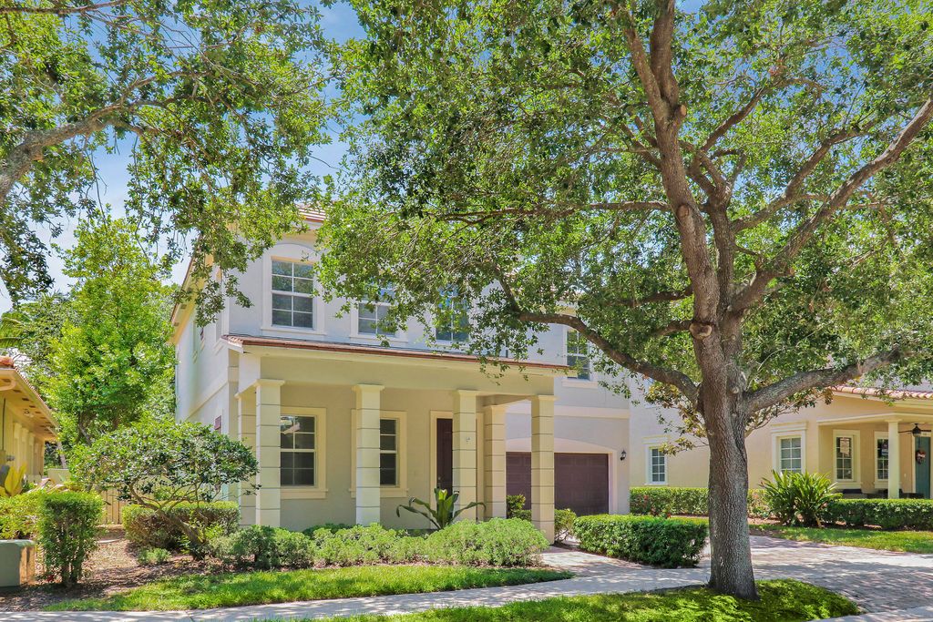 112 Dunmore Drive, Jupiter, FL 33458
