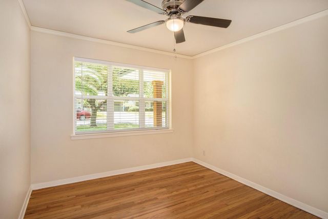 4602 Kinglet Street, Houston, TX 77035
