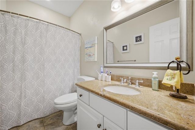 920 Corrente LN, Virginia Beach, VA 23456