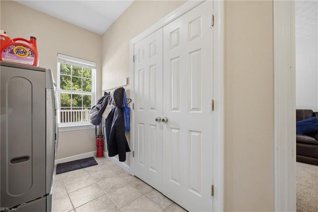920 Corrente LN, Virginia Beach, VA 23456