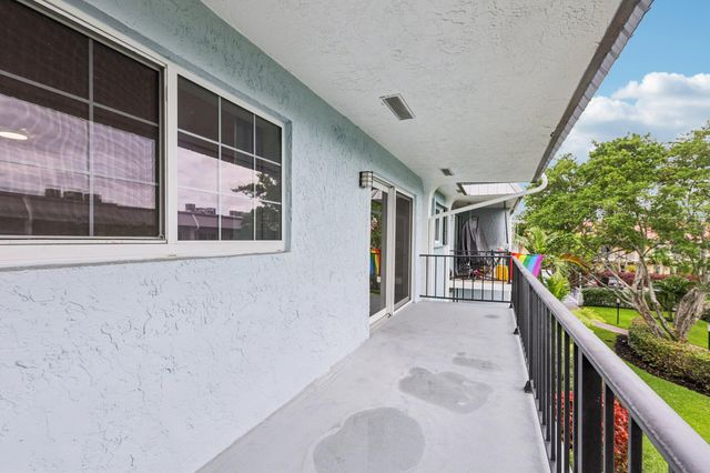 3000 NE 5th Terrace 313-a, Wilton Manors, FL 33334