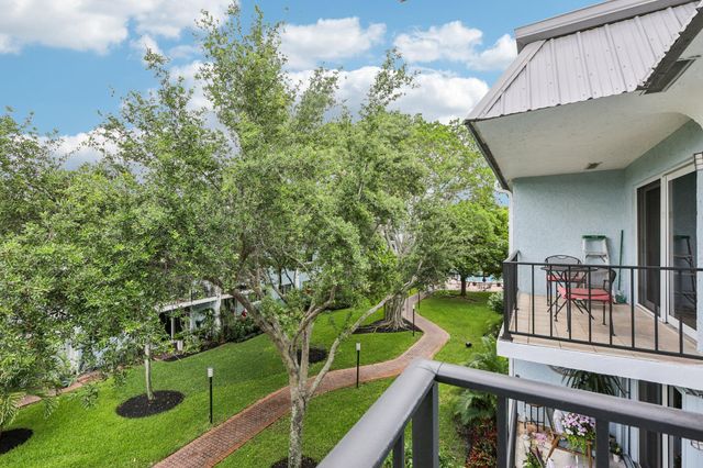 3000 NE 5th Terrace 313-a, Wilton Manors, FL 33334