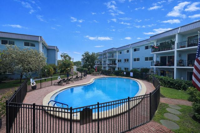 3000 NE 5th Terrace 313-a, Wilton Manors, FL 33334